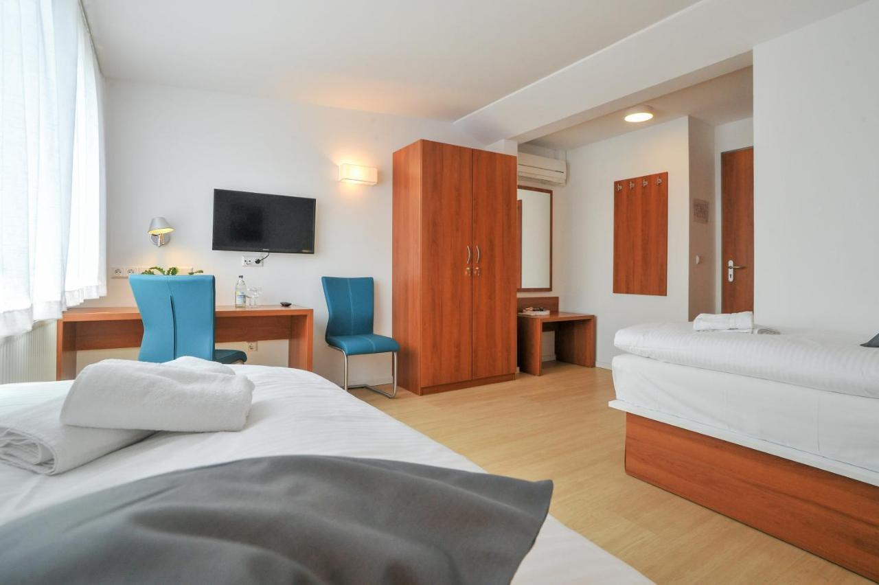 Gaestehaus Abz Στουτγκάρδη Εξωτερικό φωτογραφία